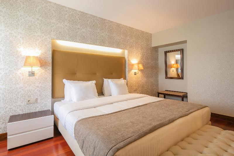 Forte De Sao Francisco Hotel Chaves Room photo